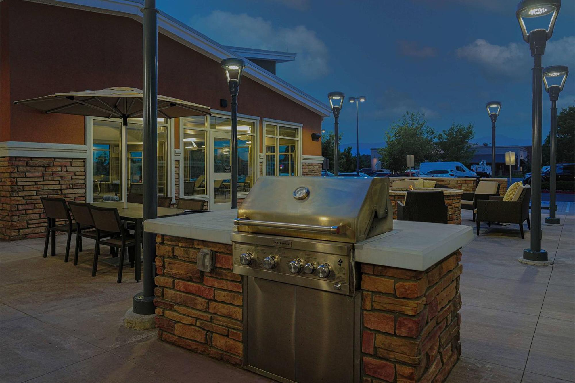 Residence Inn By Marriott Colorado Springs First & Main Екстериор снимка