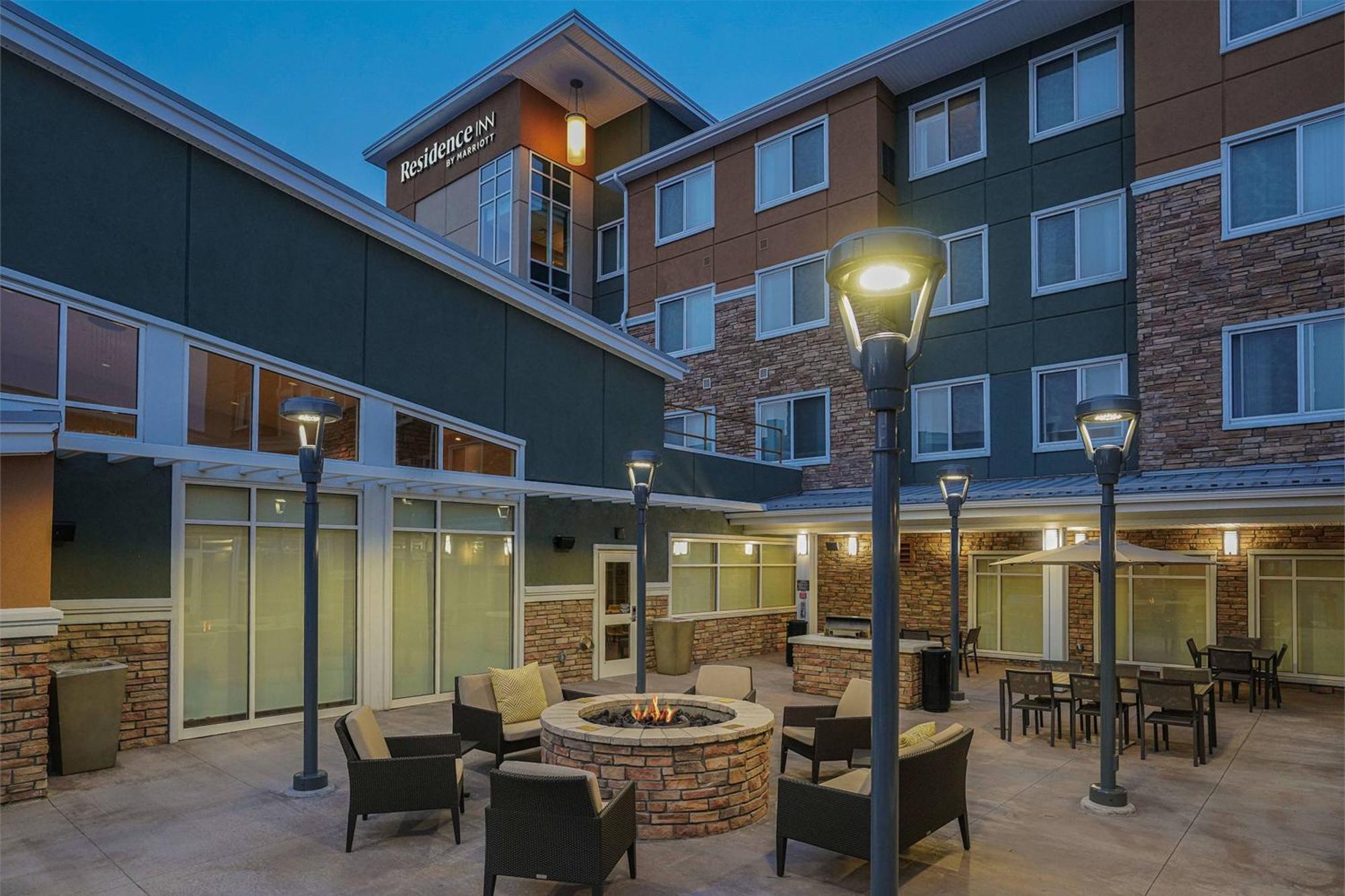 Residence Inn By Marriott Colorado Springs First & Main Екстериор снимка